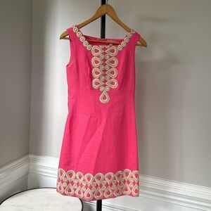 Lilly Pulitzer women’s hot pink dress